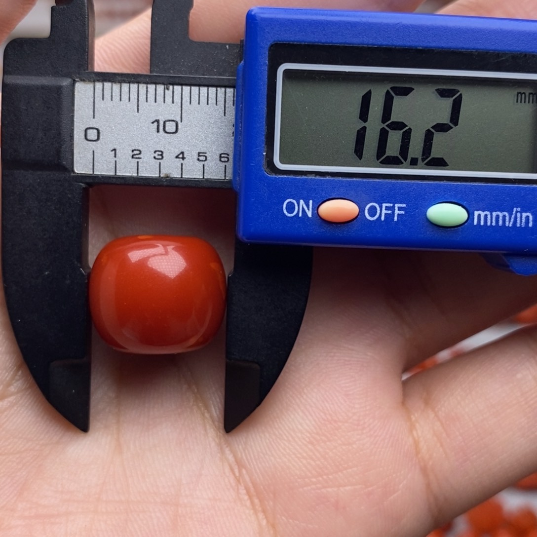 南红玛瑙配饰未镶嵌微瑕