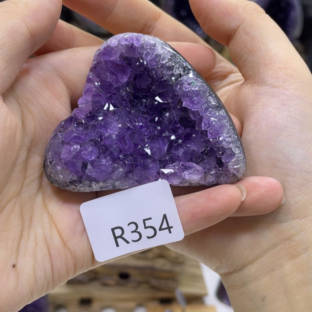 乌拉圭紫水晶摆件r354