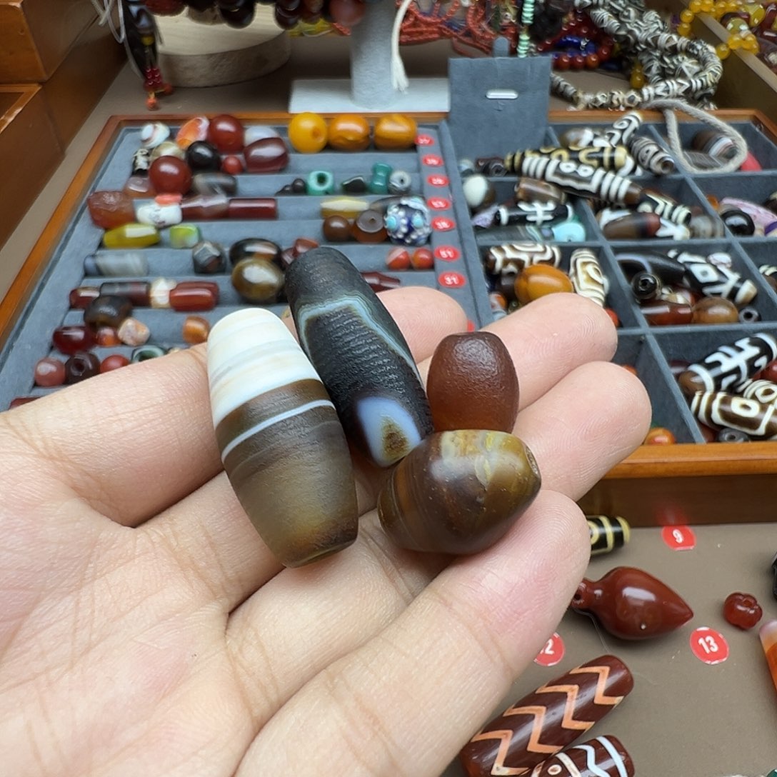 玛瑙/玉髓未镶嵌珠宝半成品