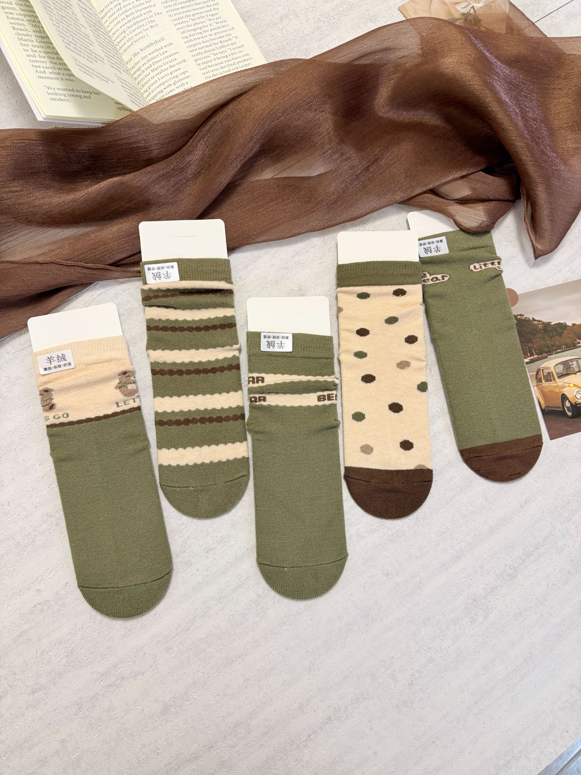 羊绒-设计款秋冬条纹袜女透气印花堆堆中筒袜极简风森系加厚保暖