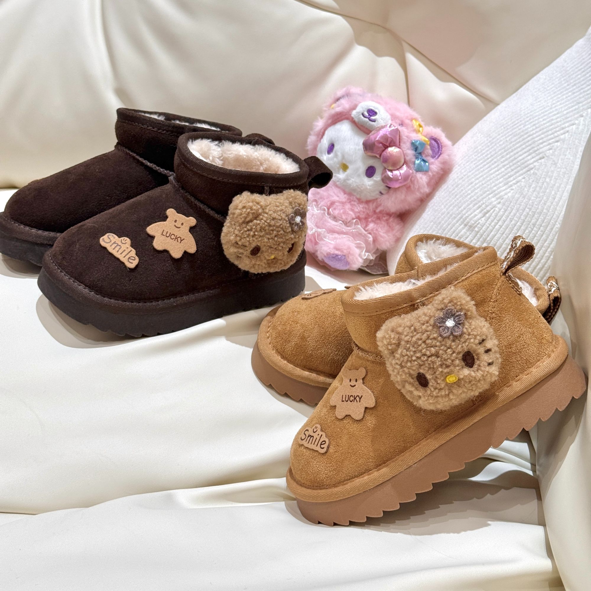 2025 冬季新款儿童雪地靴防滑保暖大棉棉鞋时尚百搭可爱防水防滑