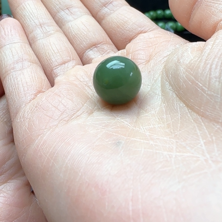 和田玉（碧玉）单珠14m未镶嵌