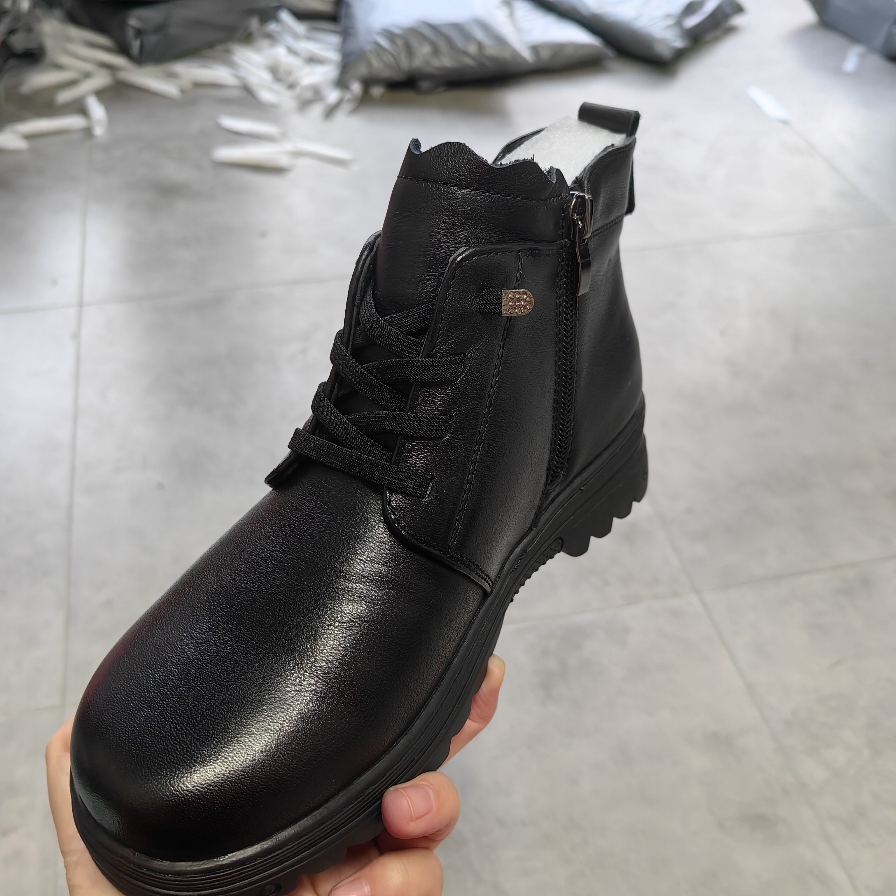 1124-36  女士时尚气质百搭冬款厚绒妈妈靴短靴  MPH  77711