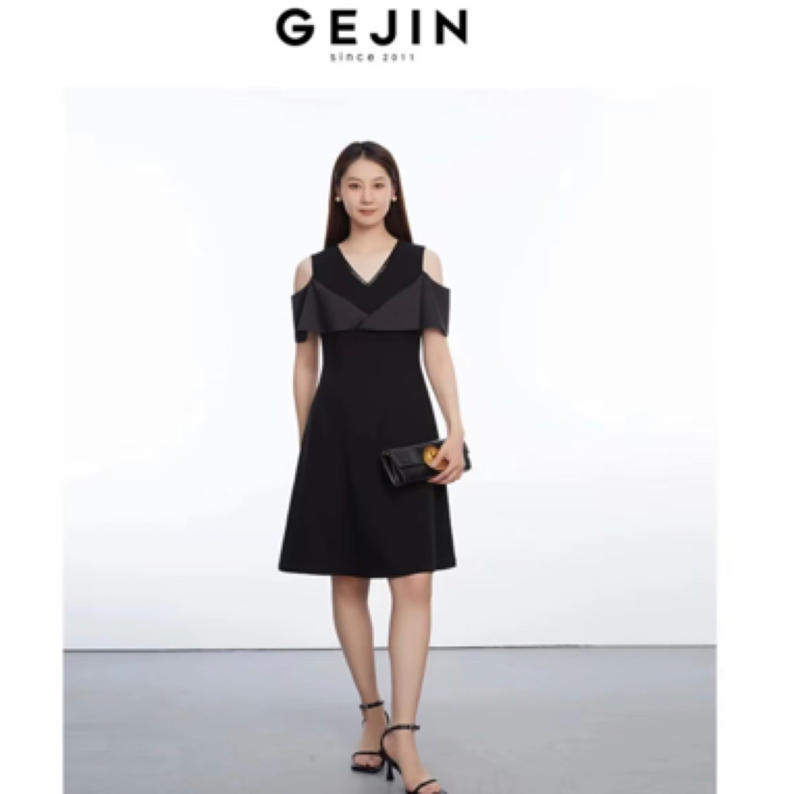 GEJIN/歌锦2025夏季新款时尚气质法式设计师优雅连衣裙9282550308
