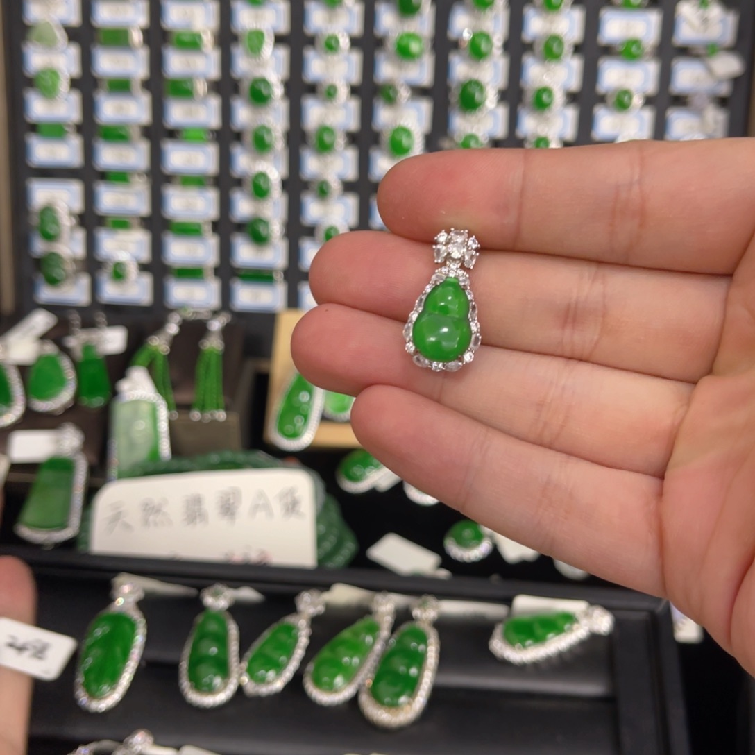 西***汁银S925镶嵌戒指翡翠翡翠吊坠
