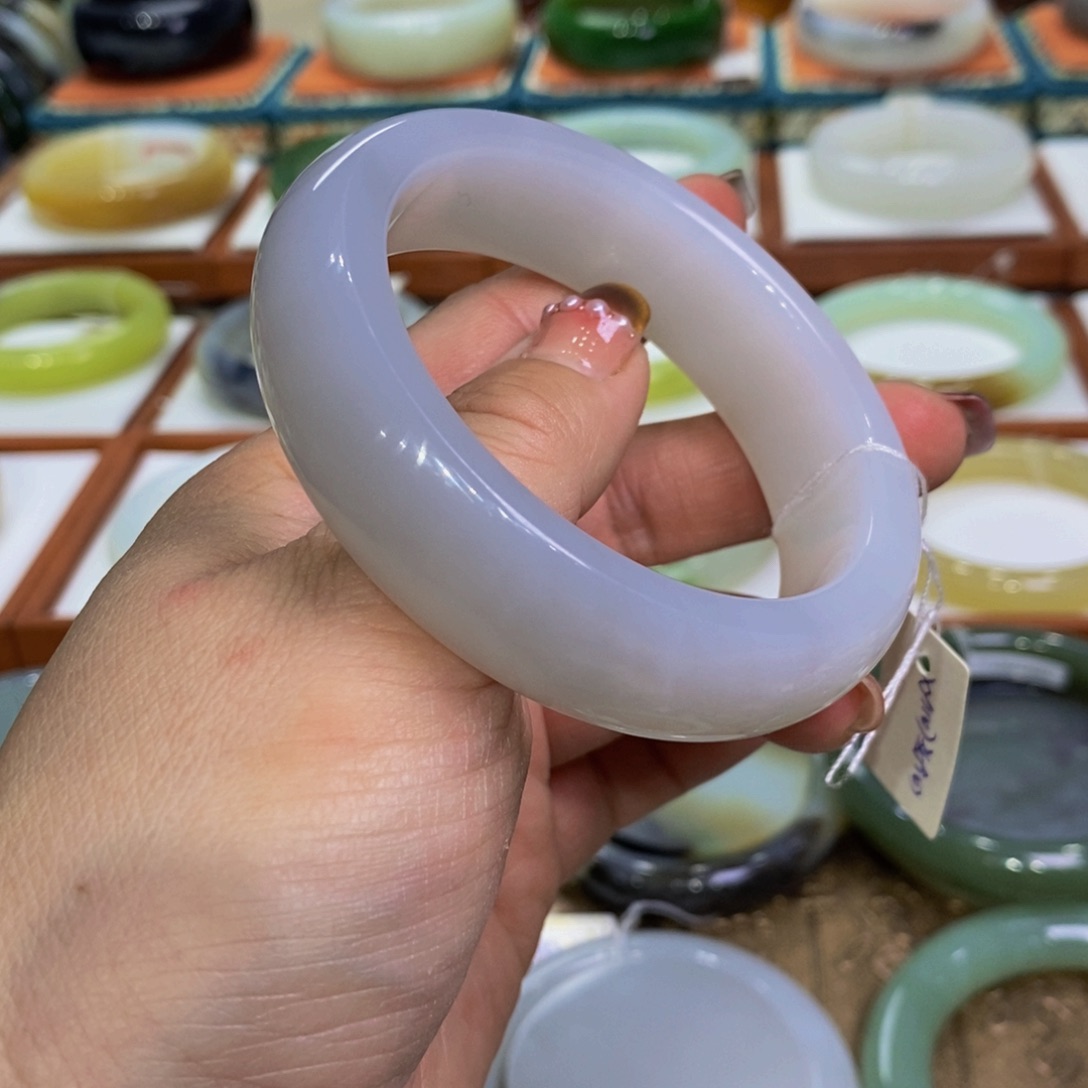 和田玉冰紫白57.3未镶嵌