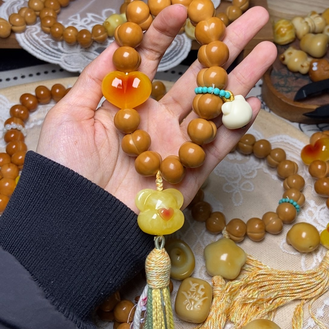 吊坠猴头核桃屁桃卡15