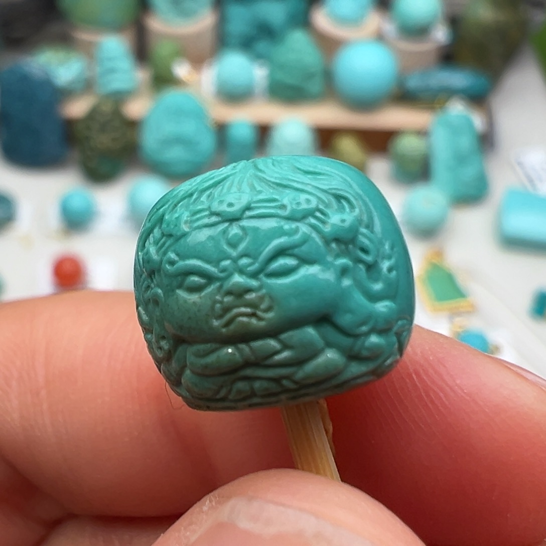 绿松石配饰未镶嵌