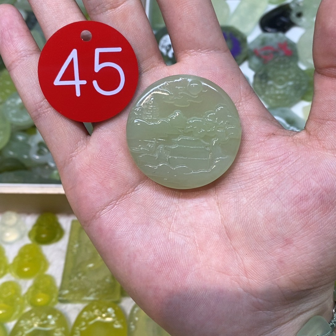 岫玉未镶嵌吊坠(不含链)