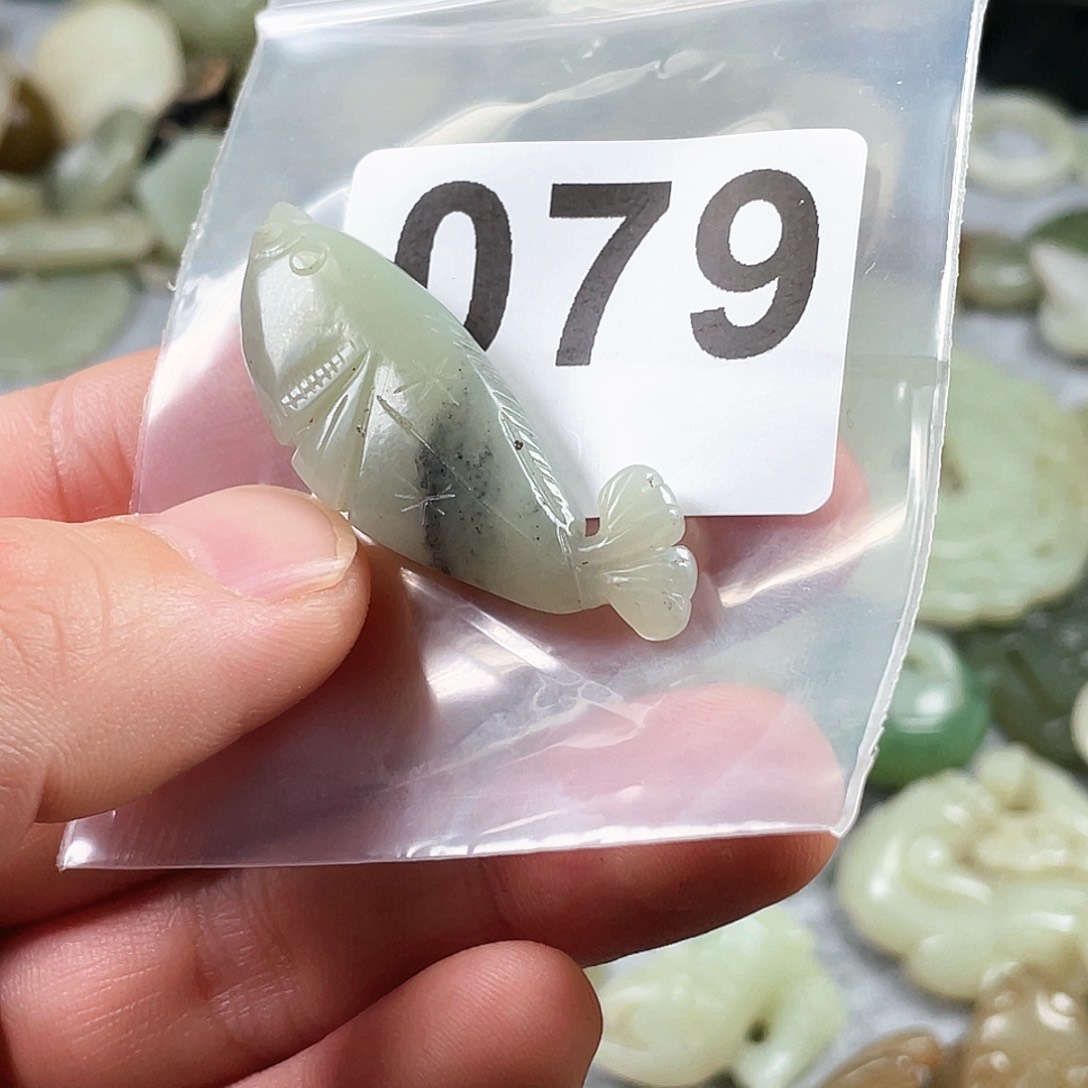 和田玉（糖玉）颈饰未镶嵌