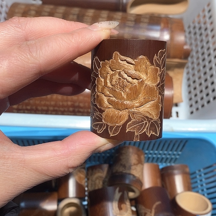 老煤竹手工雕刻精品盖置