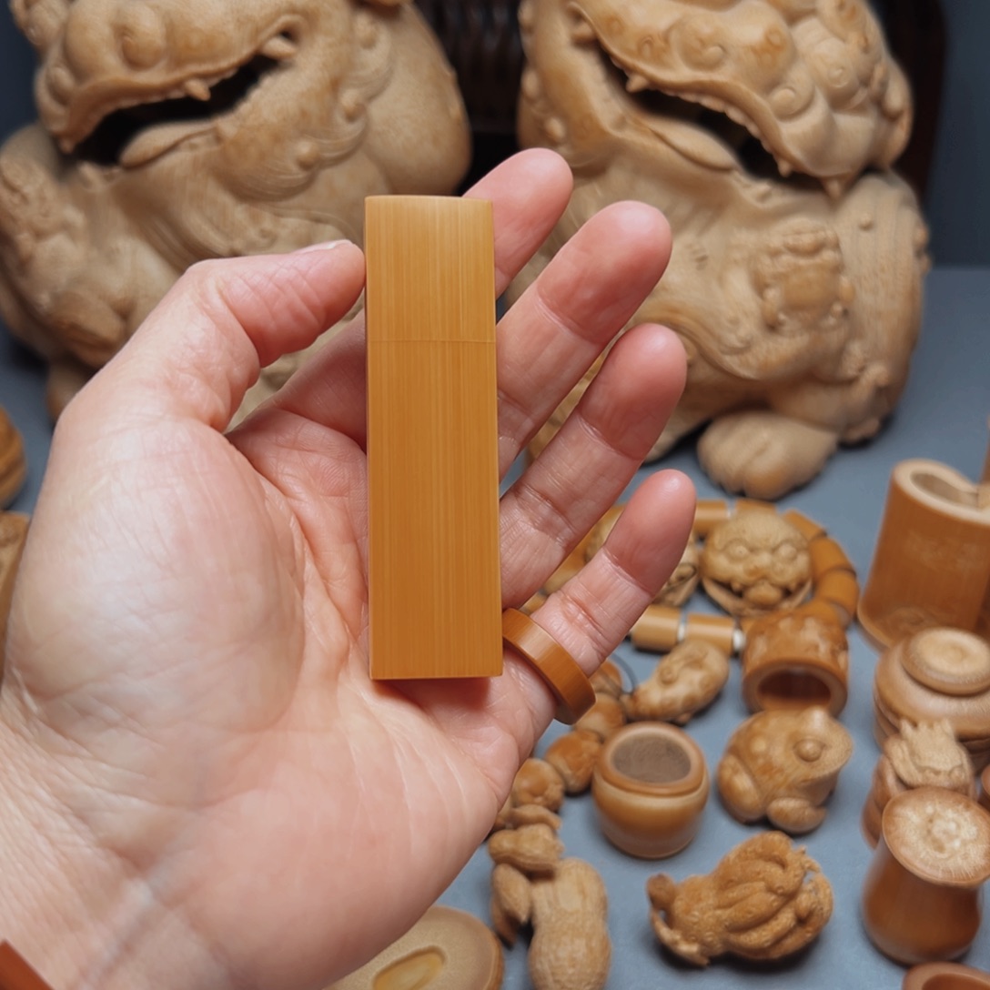 竹老楠竹牙签盒一个