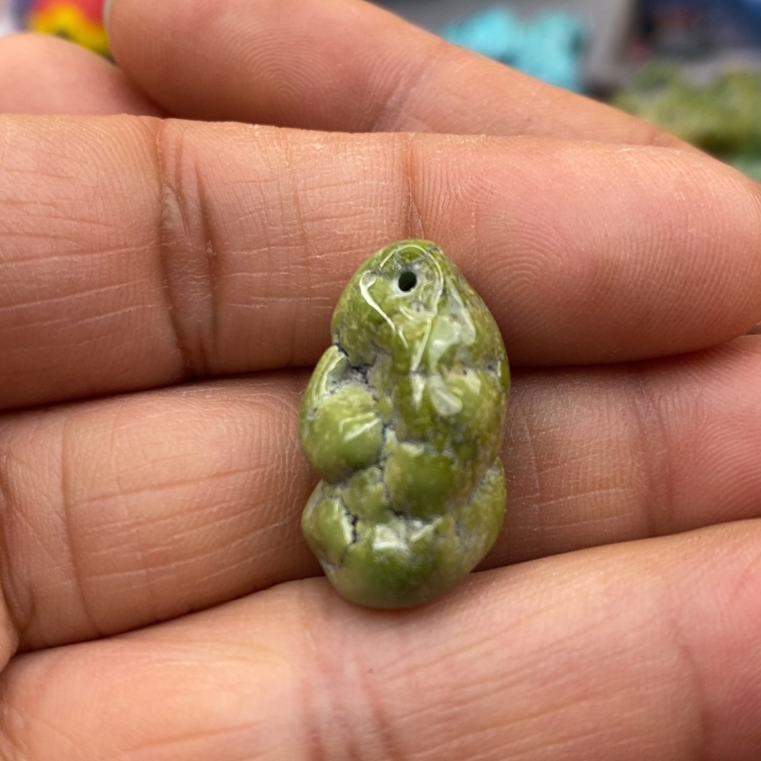 绿松石未镶嵌珠宝半成品