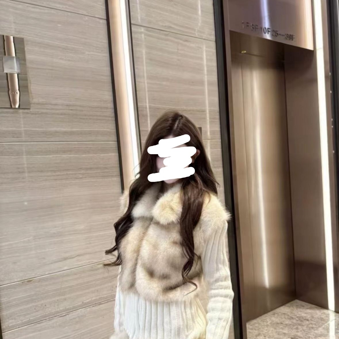 人造皮草 秋冬最新款毛毛拼接款高品质修身款毛衣可盐可甜网红