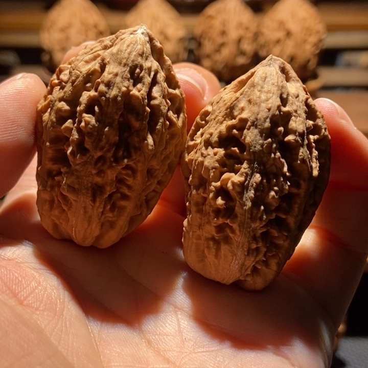 文玩核桃吊坠楸玥核