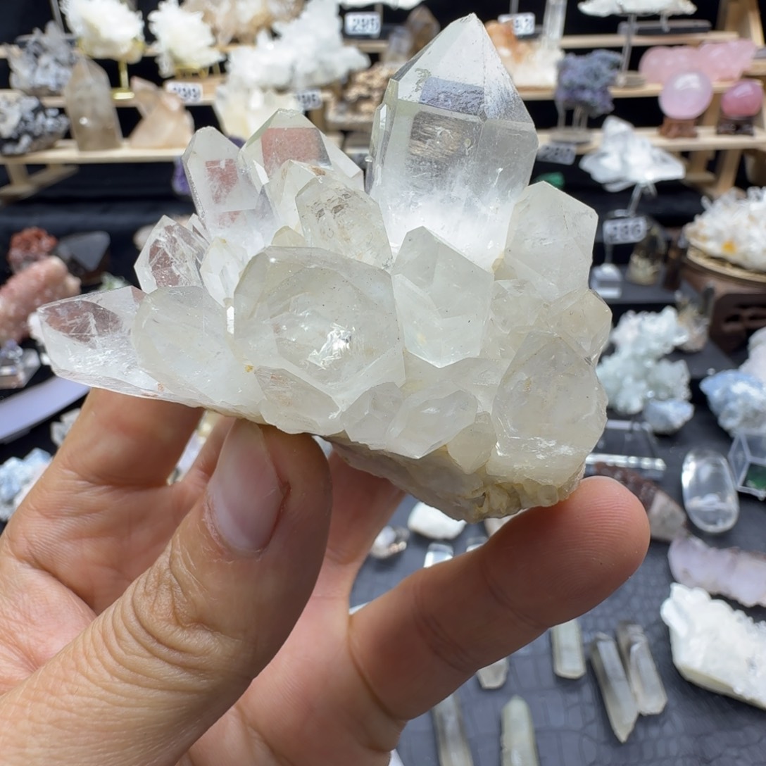 石材天然水晶摆件