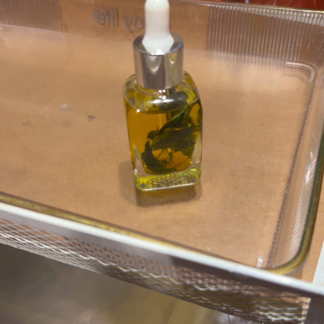 【闪购商品】沉香精油沉香古风手工沉香薄荷精油30克一瓶