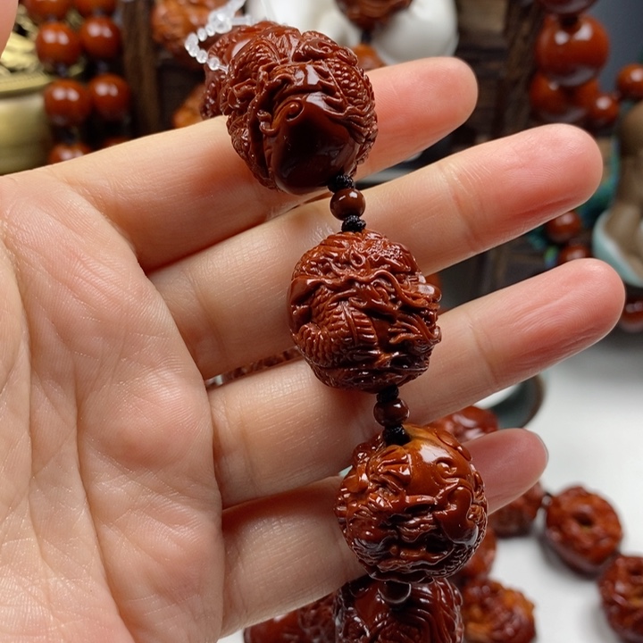 橄榄核吊坠宿****光回血回血了