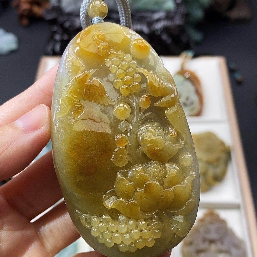 翡翠未镶嵌颈饰用****5缅甸翡翠a货