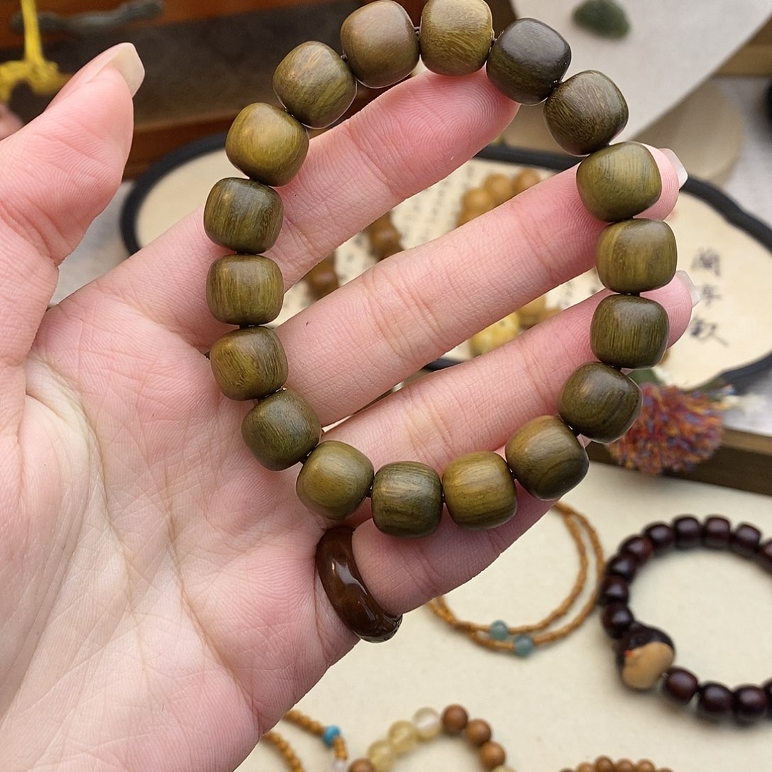 维腊木（绿檀）手串/手链桶珠