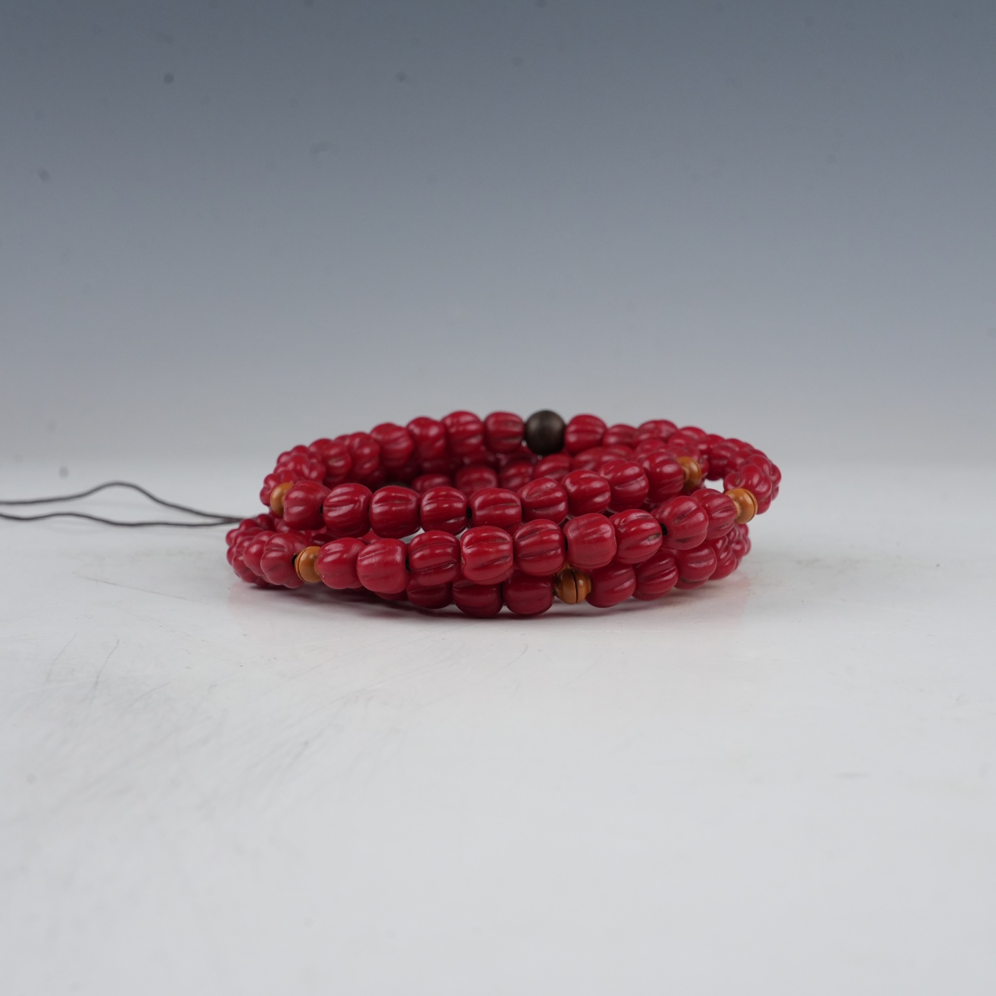 lot121722 清代 雪巴瓜棱念珠