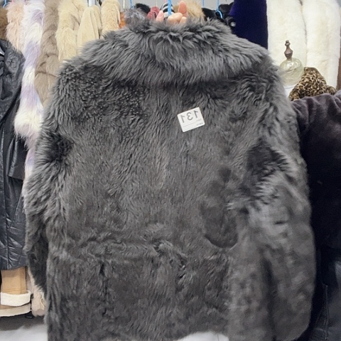 皮毛一体新款时尚女装