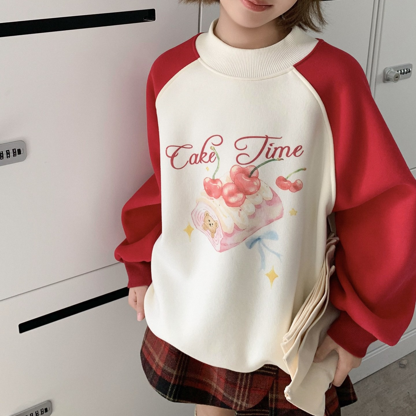 1357儿童加绒樱桃卫衣