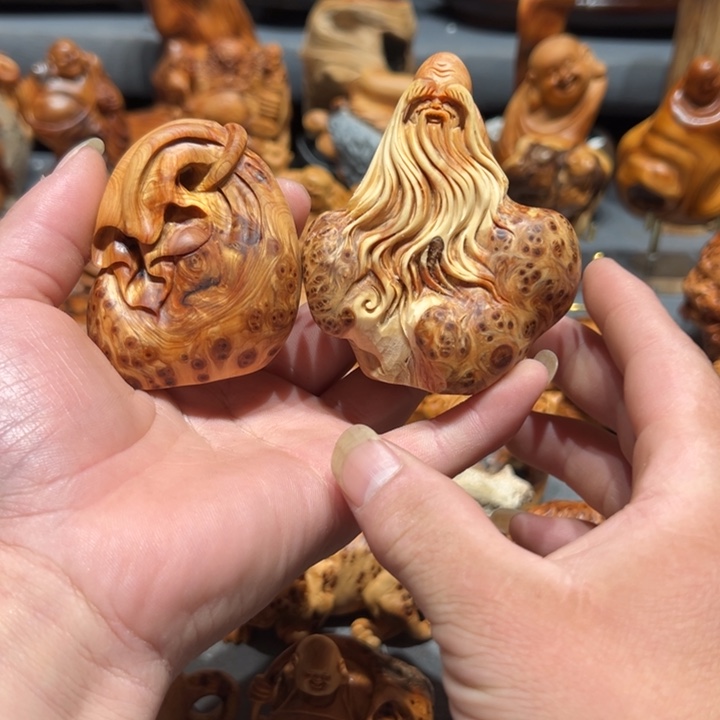 漆***阁柏木（崖柏）点点关注