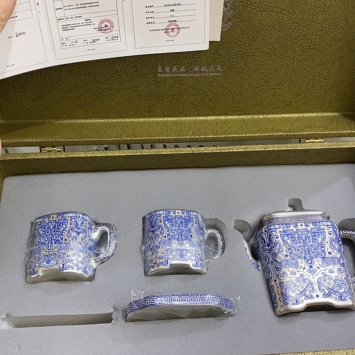 陶瓷艺术品及陶瓷制品