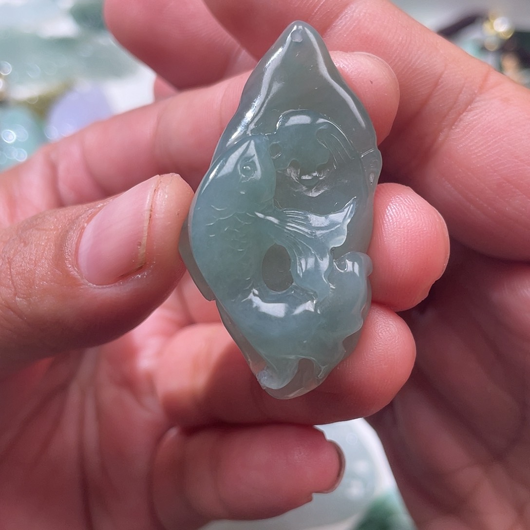 翡翠未镶嵌颈饰翡玉缘翡翠