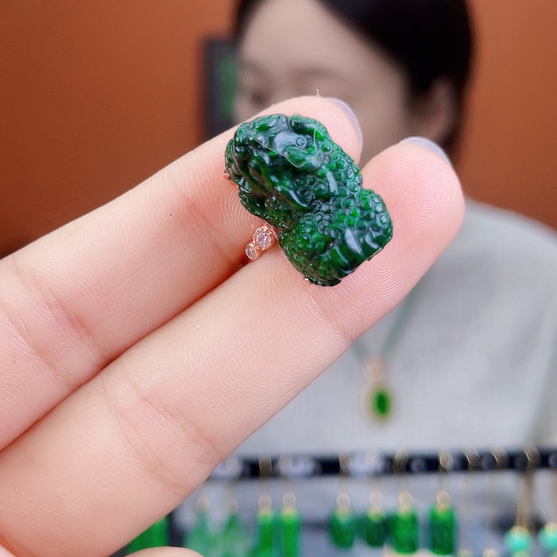 翡翠银S925镶嵌耳饰
