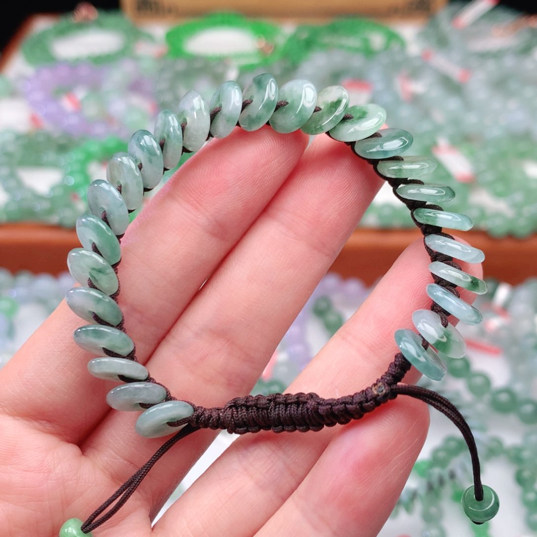 翡翠手链未镶嵌青*翡翠