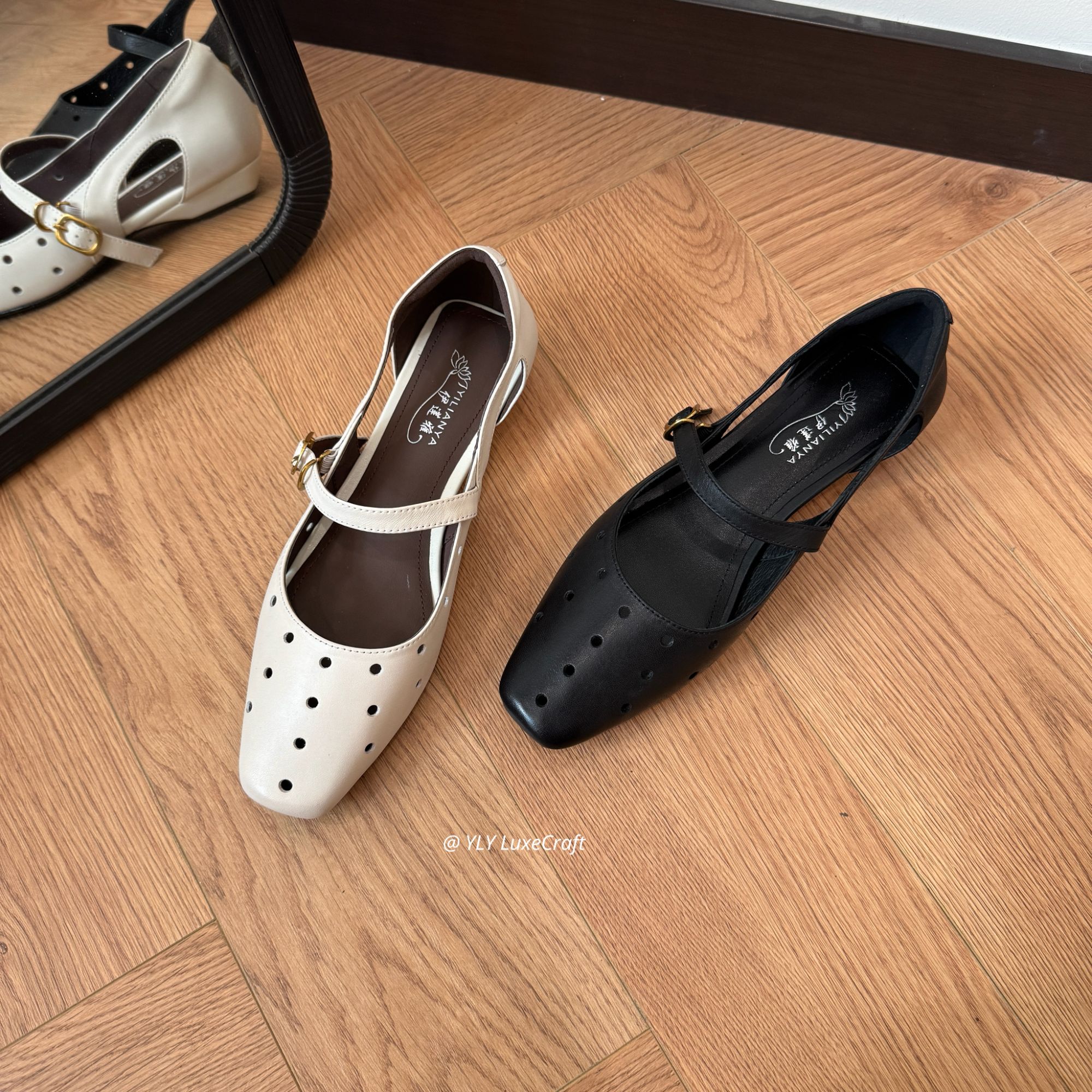 L106真皮镂空凉鞋女2025夏新款一字带小坡跟方头鞋时尚洞洞鞋法式