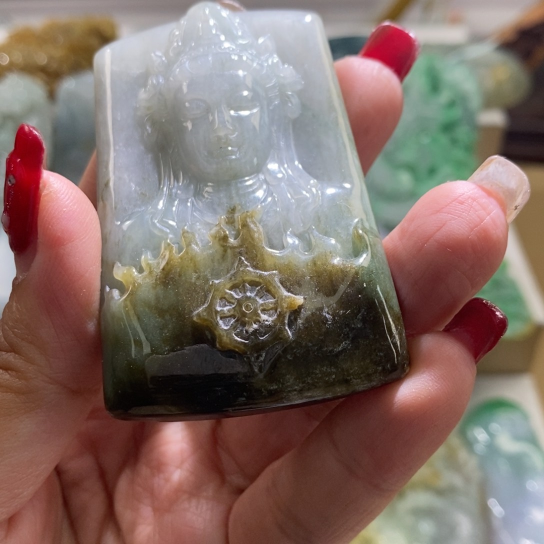 【闪购商品】翡翠颈饰未镶嵌观音头