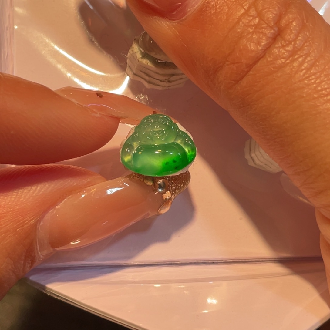 颈饰未镶嵌翡翠佛公