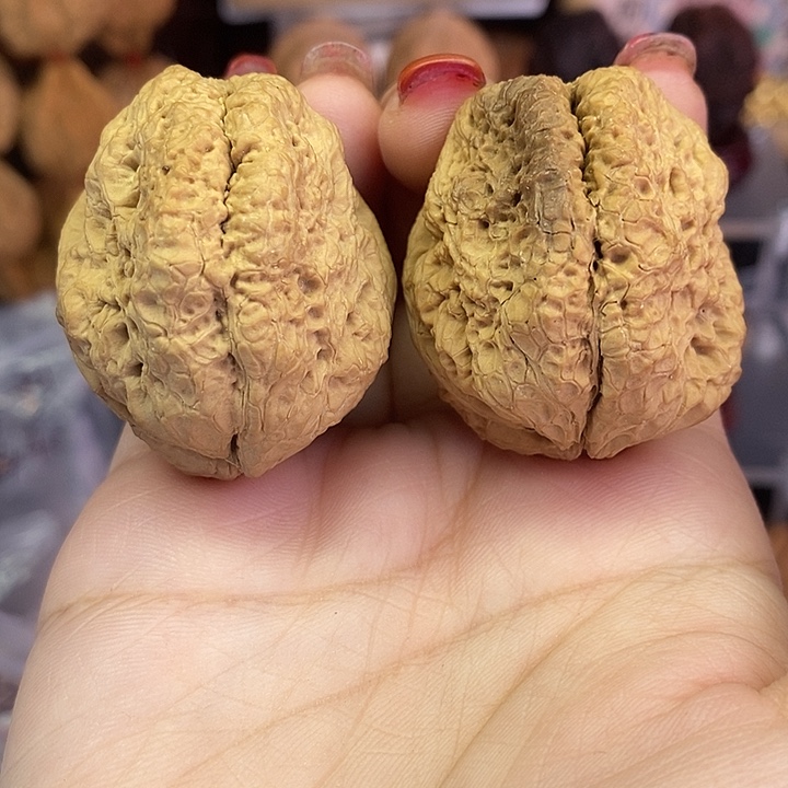 吊坠文玩核桃61蝴蝶古蝉王微瑕