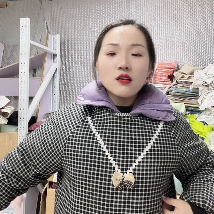 毛绒啦咯啦咯啦咯啦咯啦