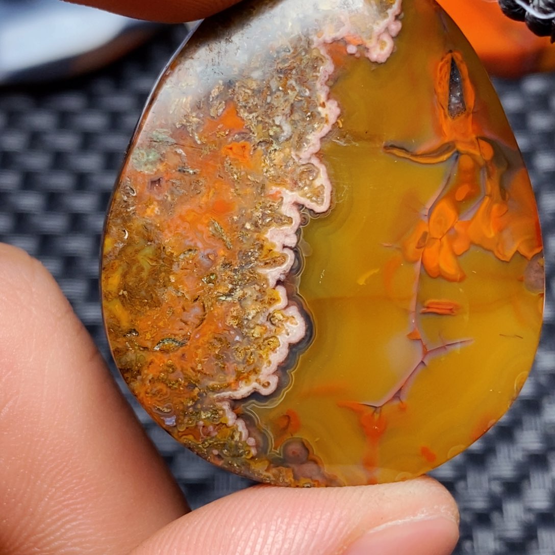 玛瑙/玉髓吊坠(不含链)未镶嵌北**拥