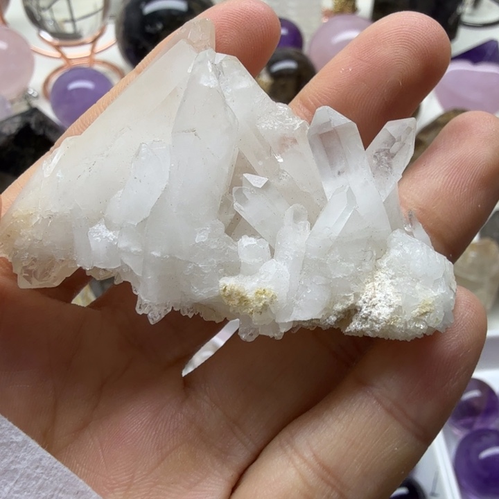 珠宝半成品水晶未镶嵌