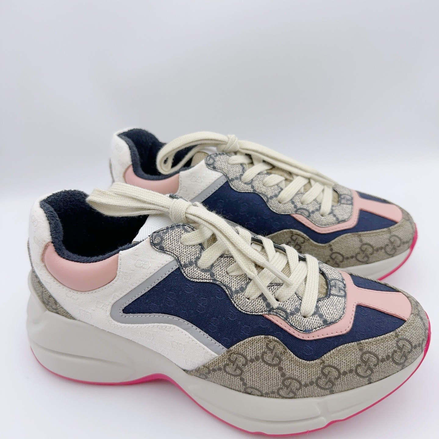 95新 GUCCI/古驰 37码/满印印花老爹鞋/01620