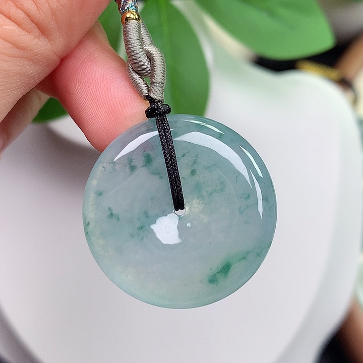 颈饰未镶嵌翡翠平安扣 29x5.8mm