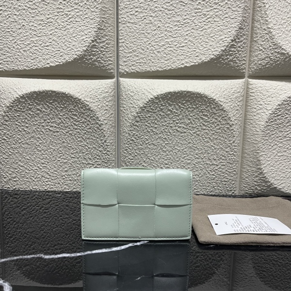 未使用/包包/葆蝶家/250615LL0010