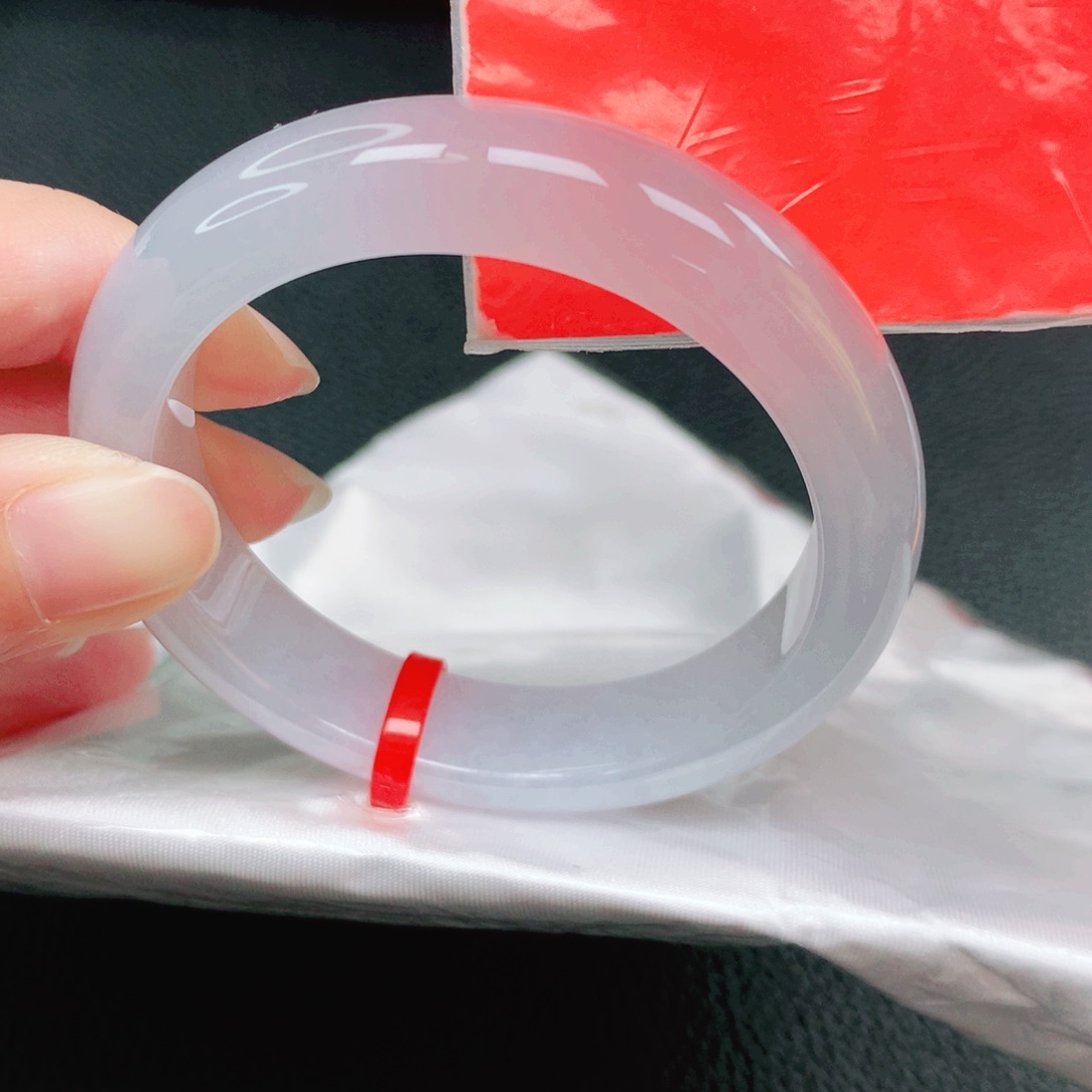 翡翠未镶嵌手镯51圈