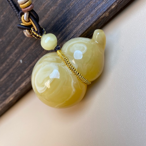 21.8克48×31.2mm俄溶洞妖花蜜蜡葫芦吊坠平安扣公主扣水滴无事牌