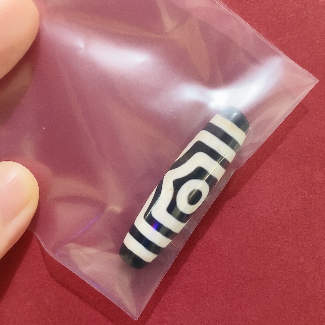 S***8玛瑙/玉髓（覆膜）颈饰未镶嵌行运无覆膜三眼