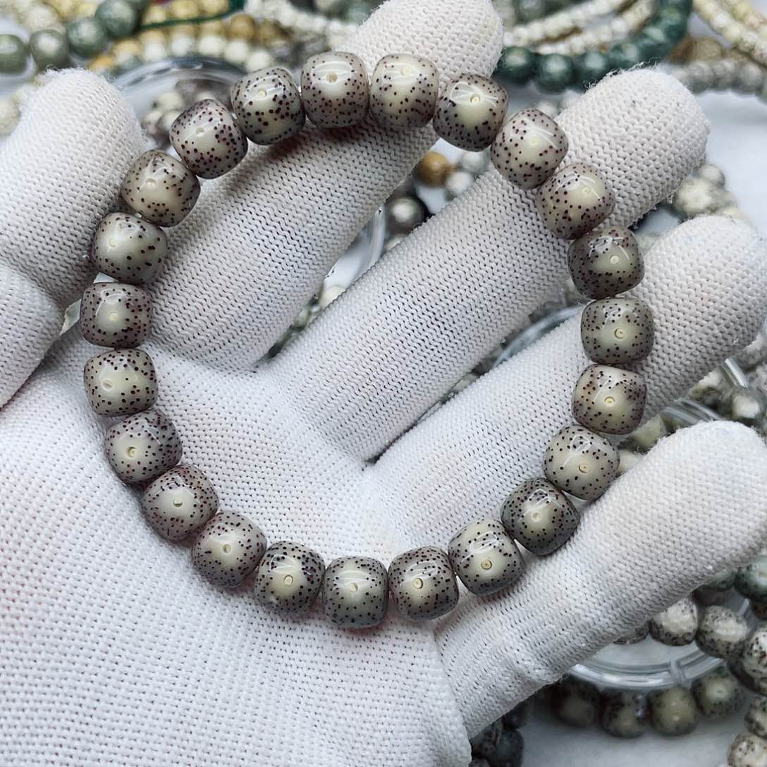 星月菩提手串10黑冰