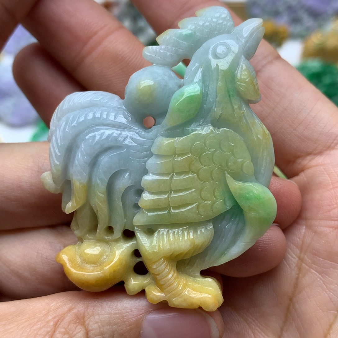 翡翠颈饰未镶嵌翡翠