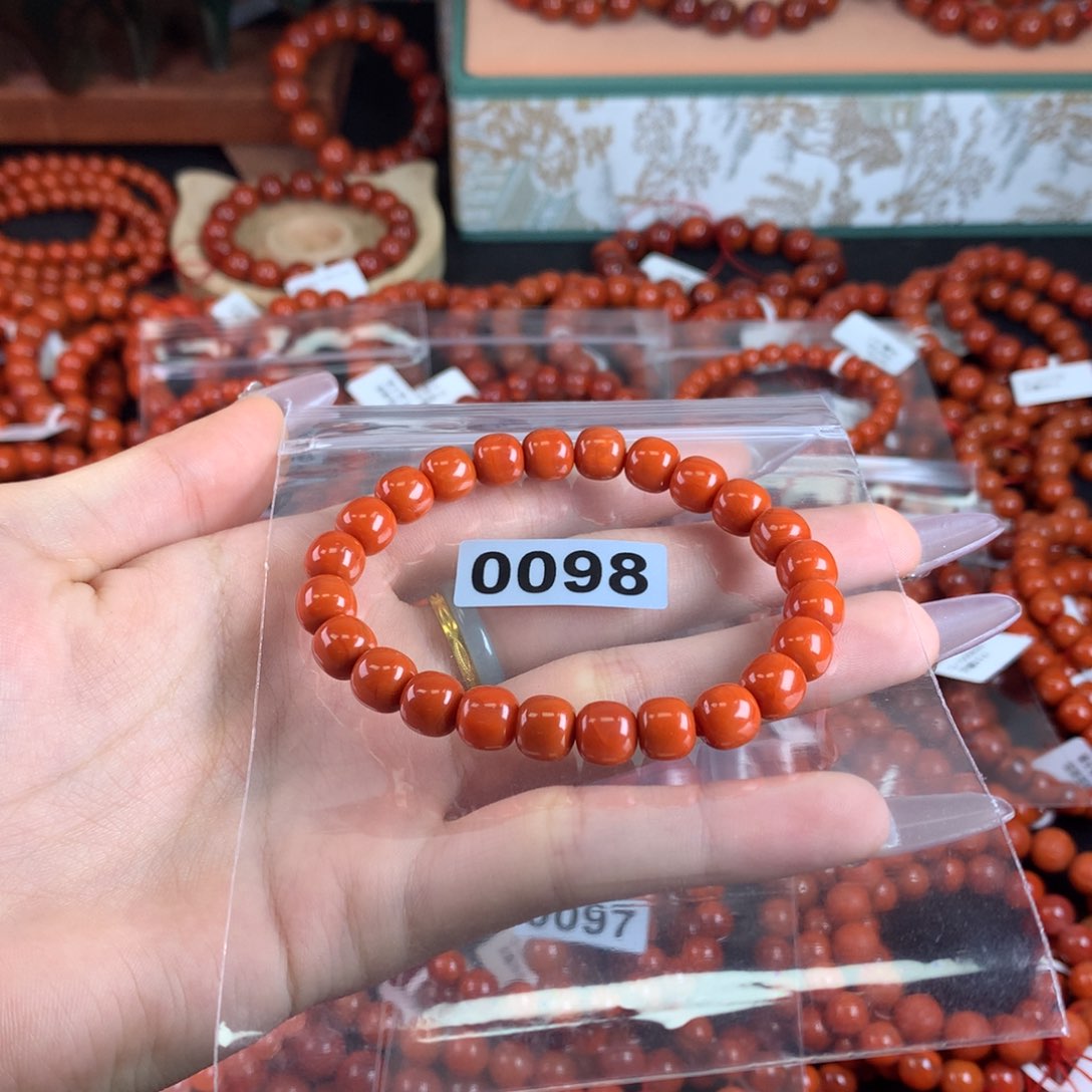 南红玛瑙手链未镶嵌0098