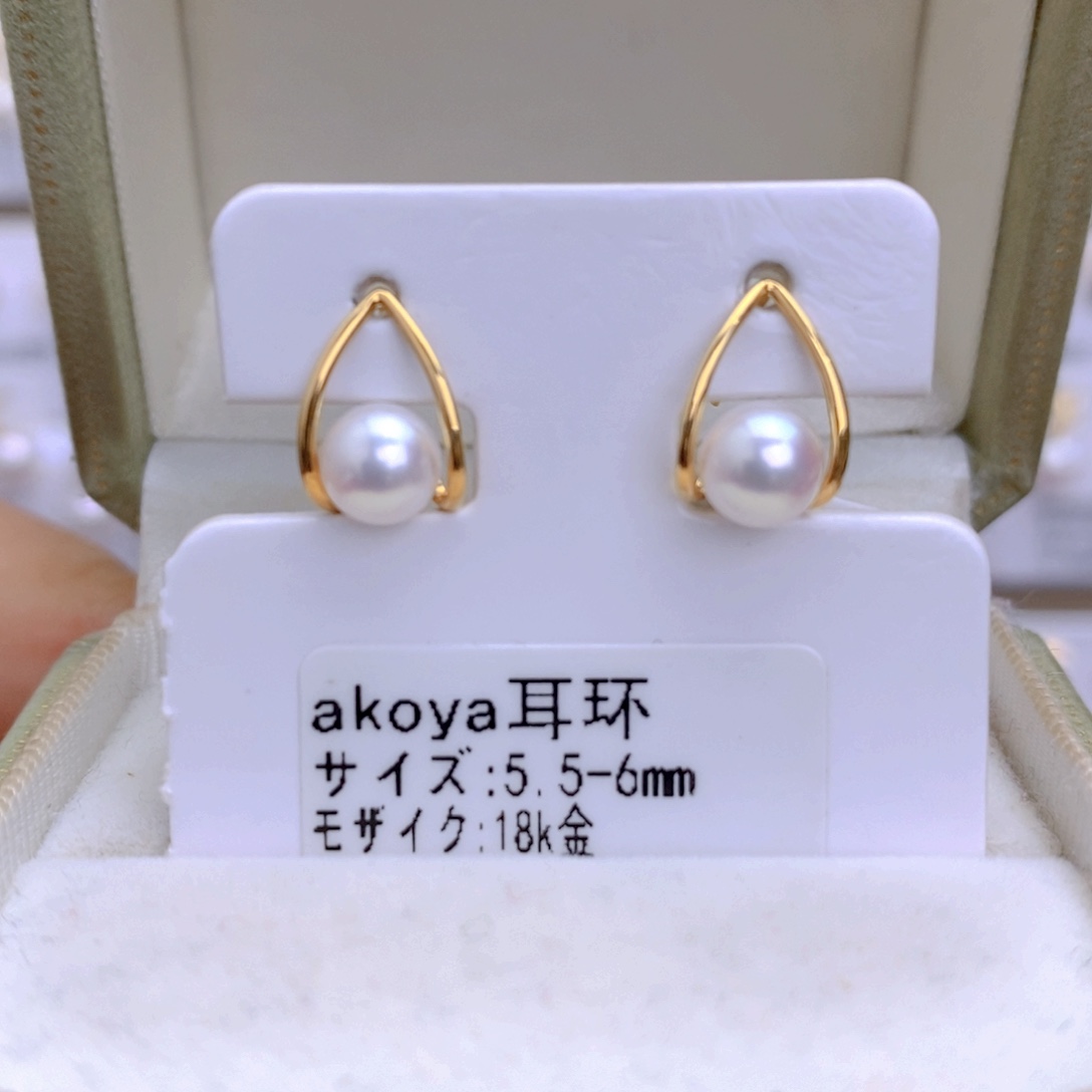 海水珍珠耳饰18K金镶嵌