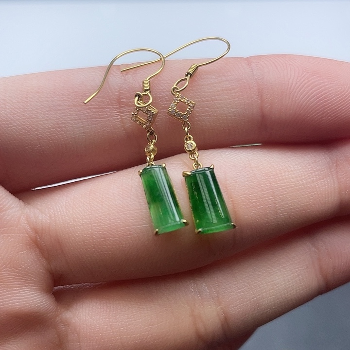 翡翠耳饰18K金镶嵌翡翠